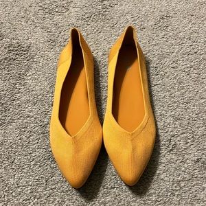NWOT mia yellow knit flats